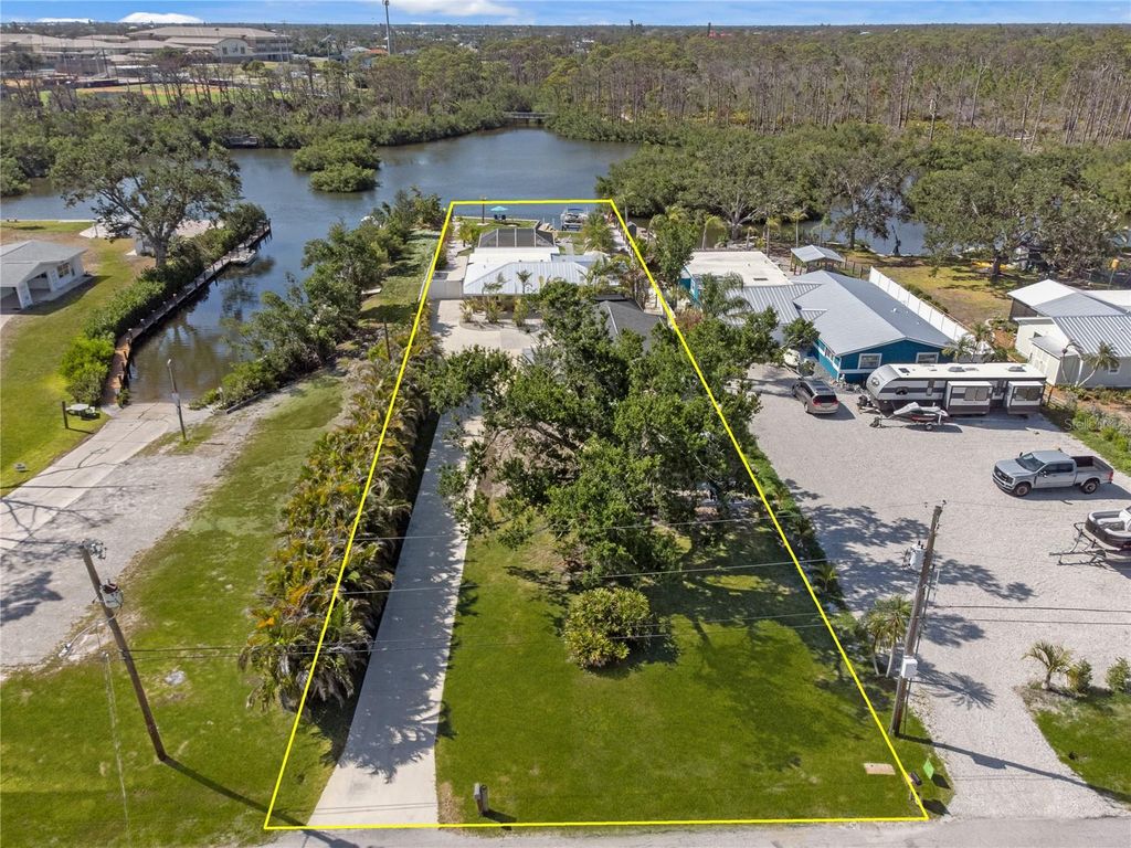 Photo of 2060 Oyster Creek Drive, Englewood, FL 34224 (MLS # D6142374)