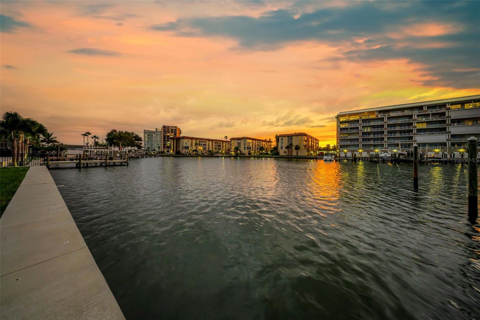 ISLAND ESTATES OF CLEARWATER - Residential