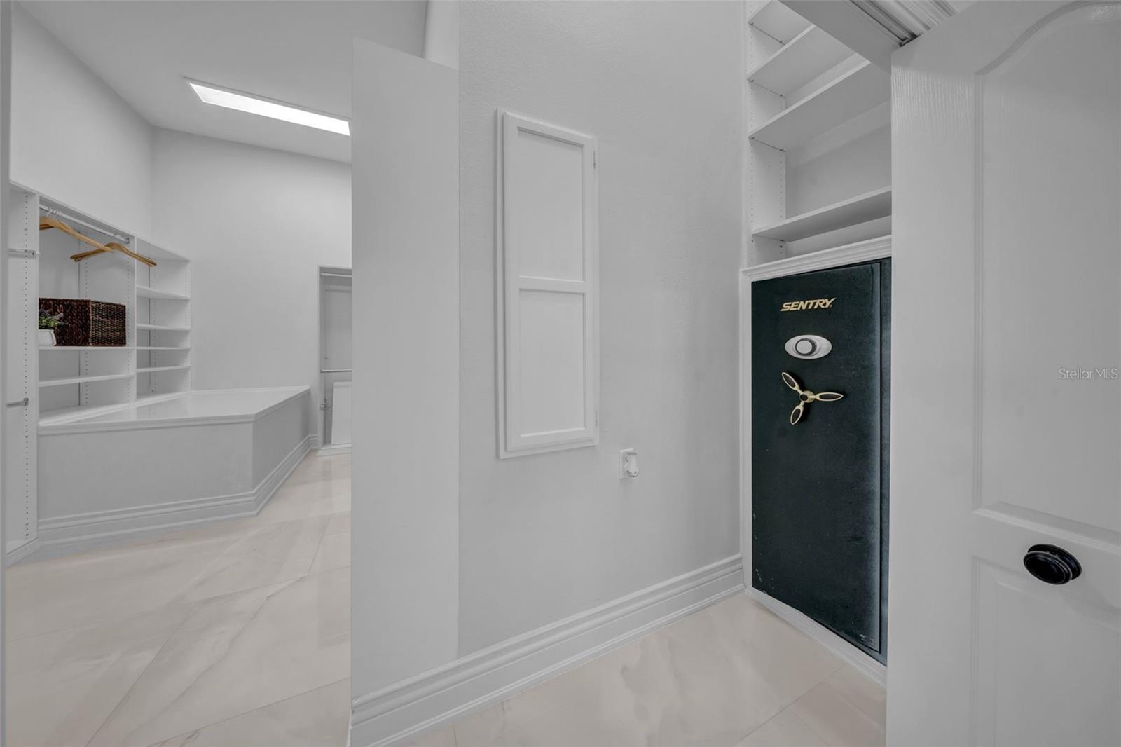 ISLAND ESTATES OF CLEARWATER - Residential