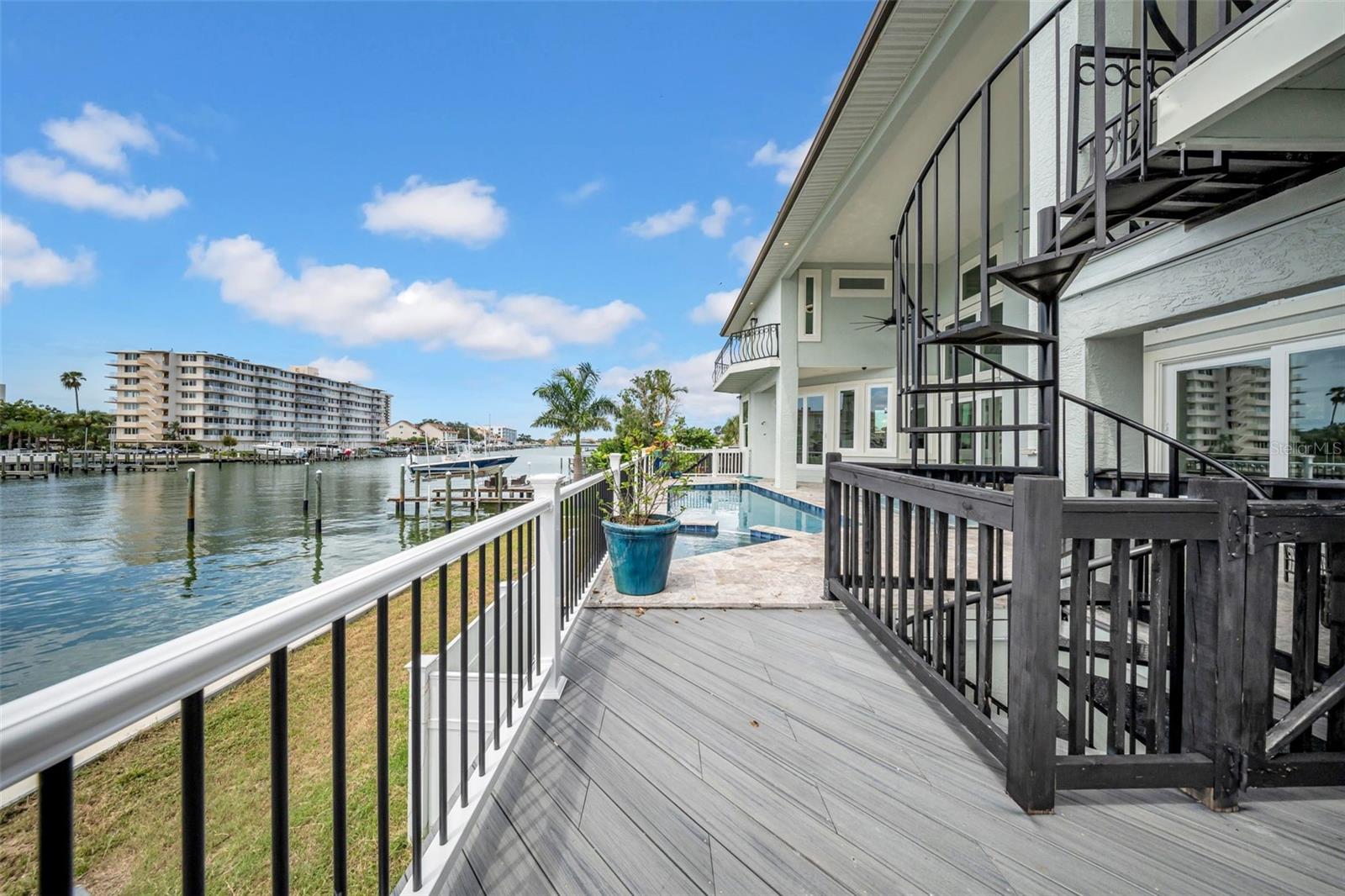 ISLAND ESTATES OF CLEARWATER - Residential