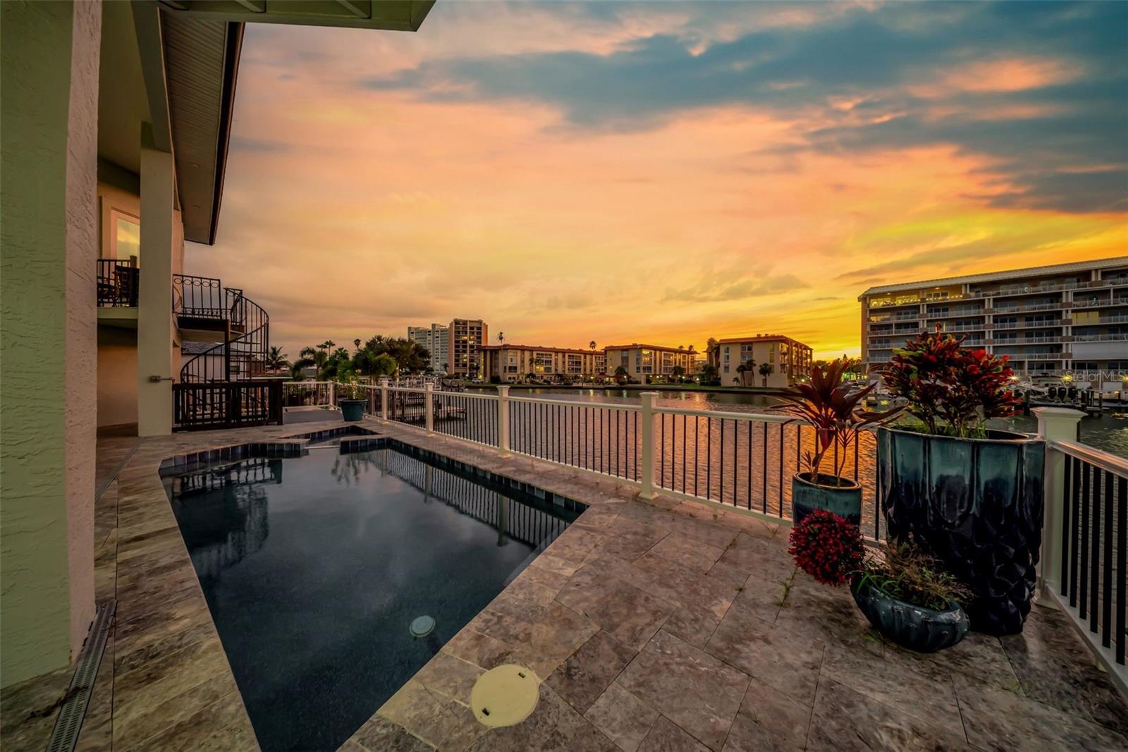 ISLAND ESTATES OF CLEARWATER - Residential