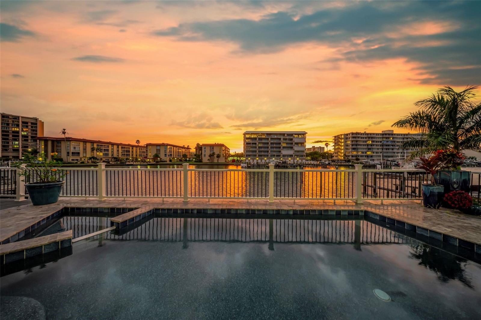 ISLAND ESTATES OF CLEARWATER - Residential