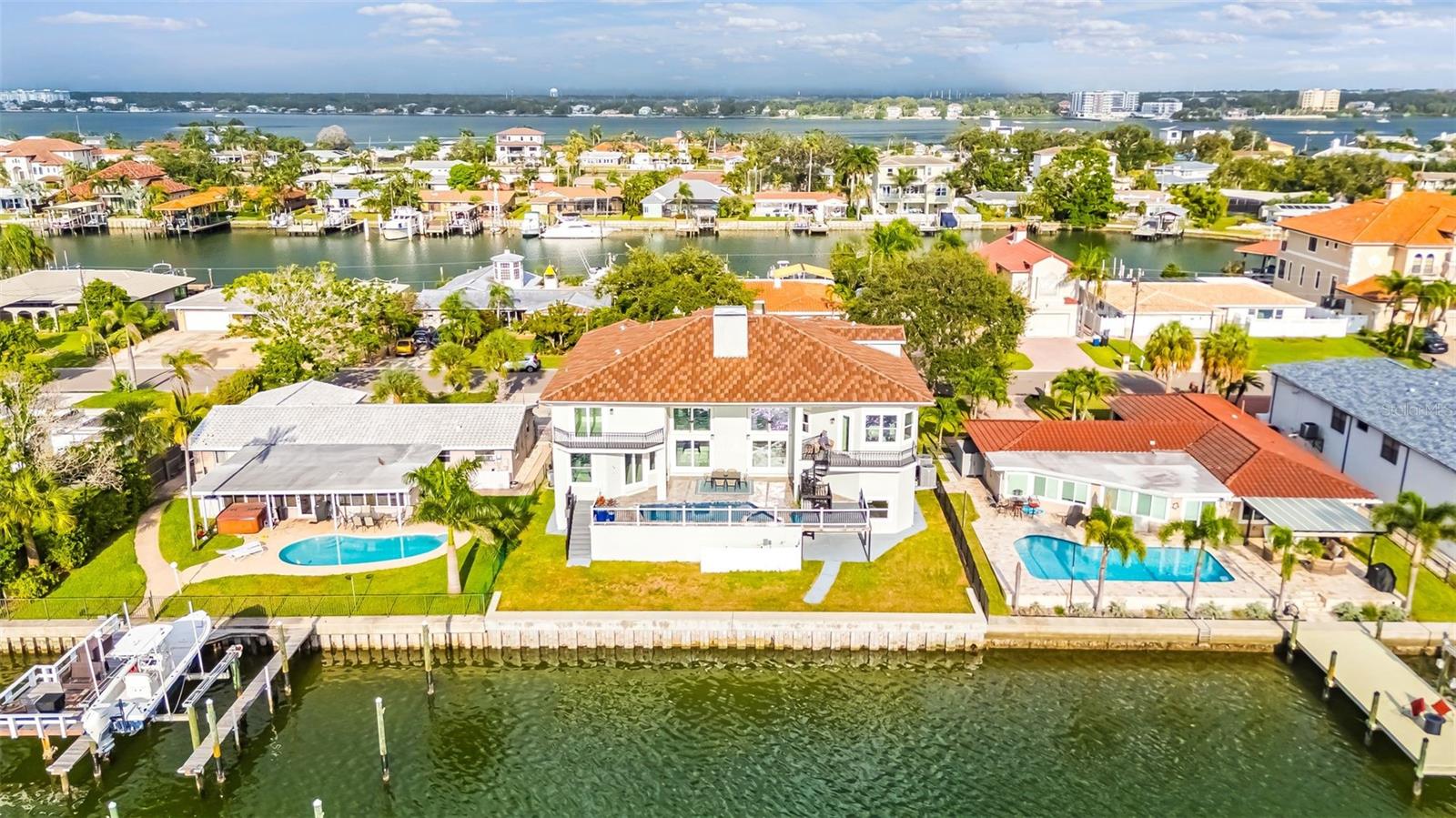 ISLAND ESTATES OF CLEARWATER - Residential