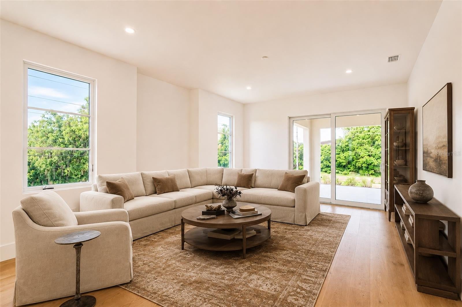 1351 VIA MARKHAM COURT