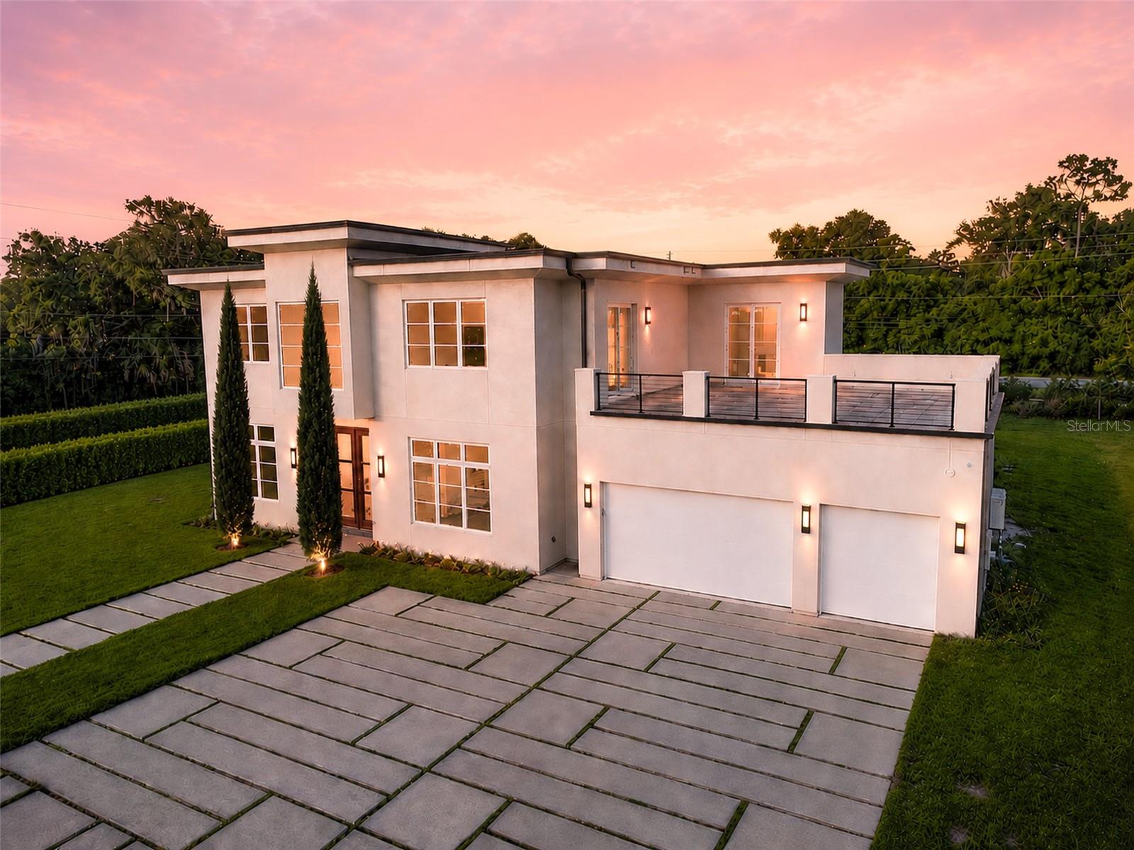 1351 VIA MARKHAM COURT