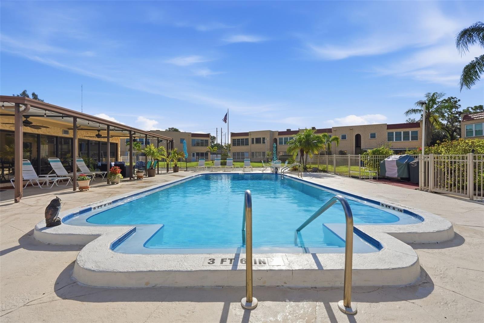 GARDENS THE CONDO - Residential