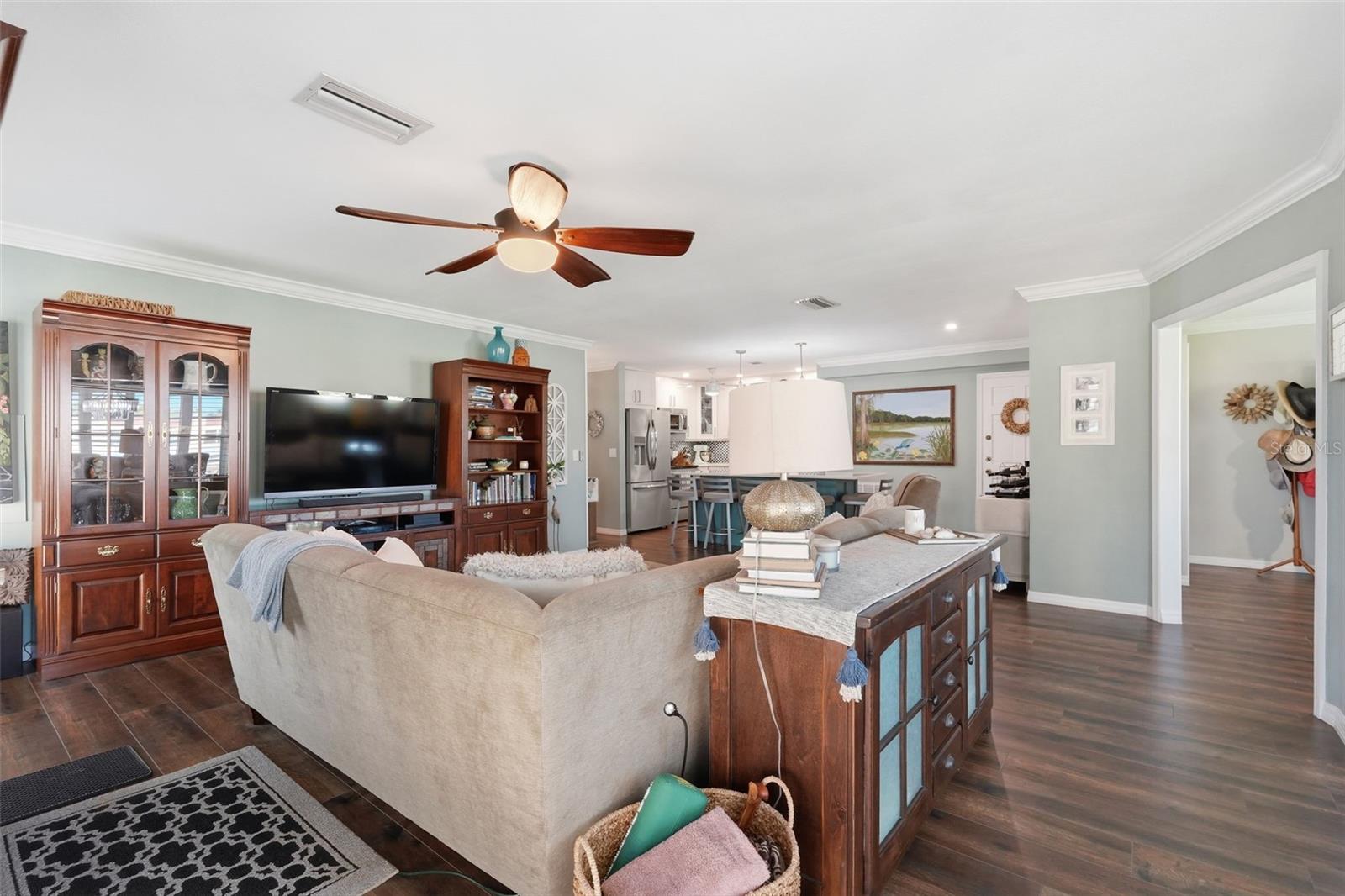 GARDENS THE CONDO - Residential