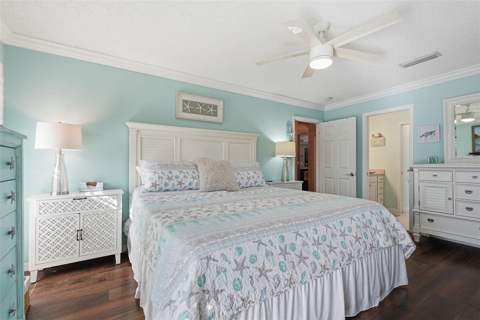 GARDENS THE CONDO - Residential