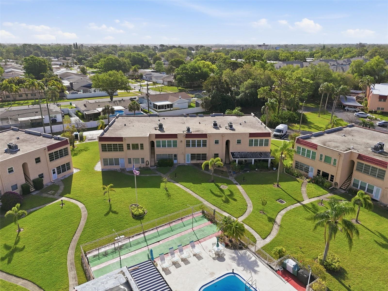 GARDENS THE CONDO - Residential