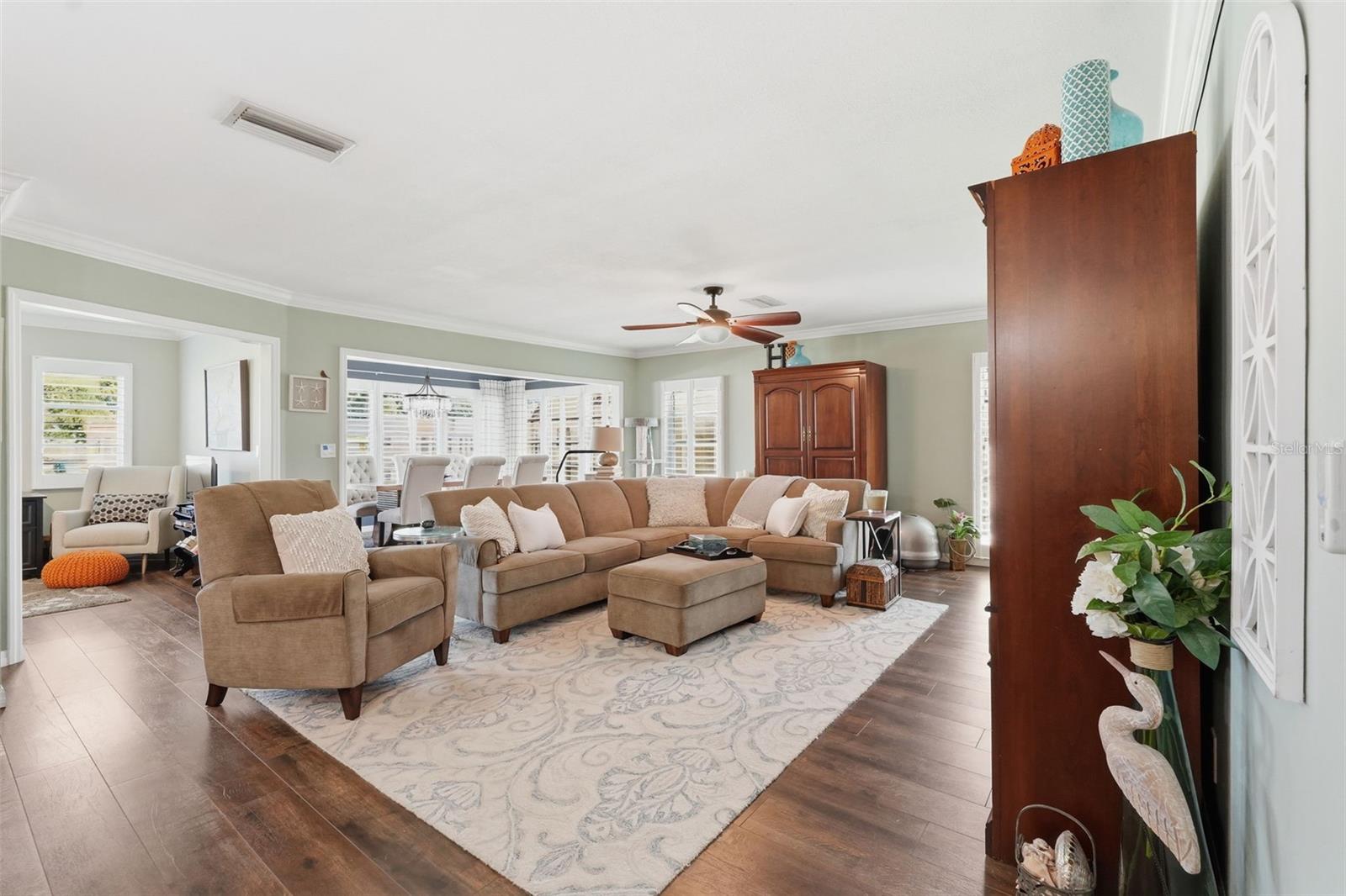 GARDENS THE CONDO - Residential