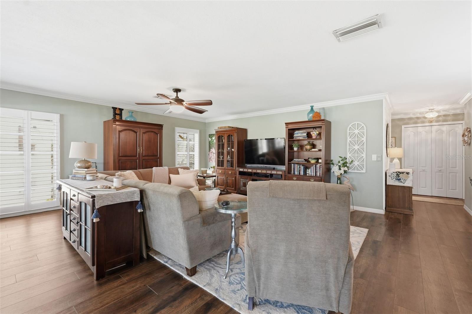 GARDENS THE CONDO - Residential