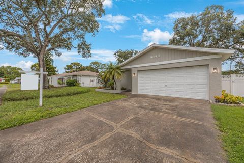 A home in SEMINOLE