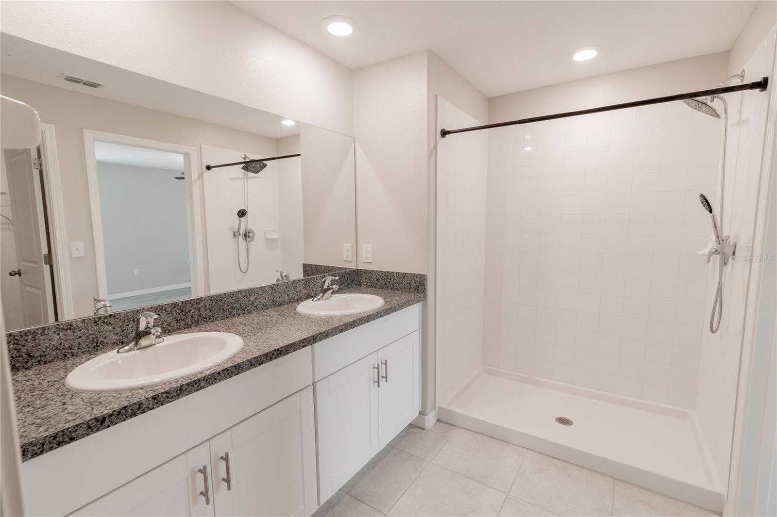 CYPRESS CRK PH 3 & 4 PRCL J - Residential