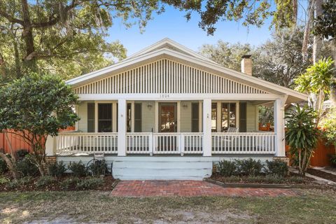 Photo of 1804 Curry Ford Road, Orlando, FL 32806 (MLS # O6369480)