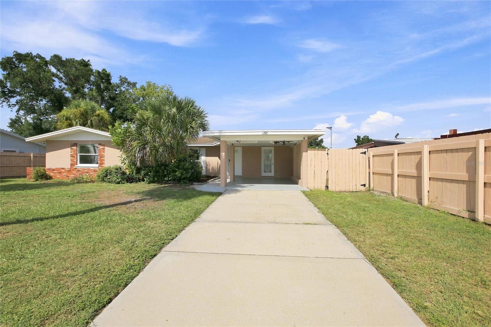Search Properties for Sale 3 1509 BANYAN DRIVE