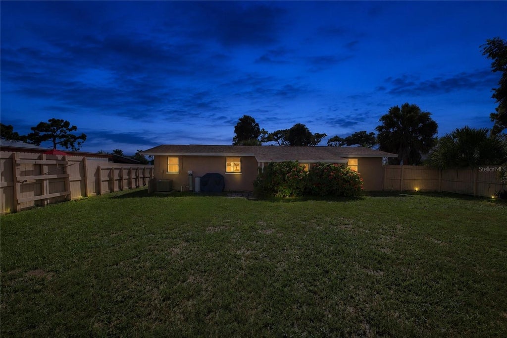 Photo of 1509 Banyan Drive, Venice, FL 34293 (MLS # A4704192)