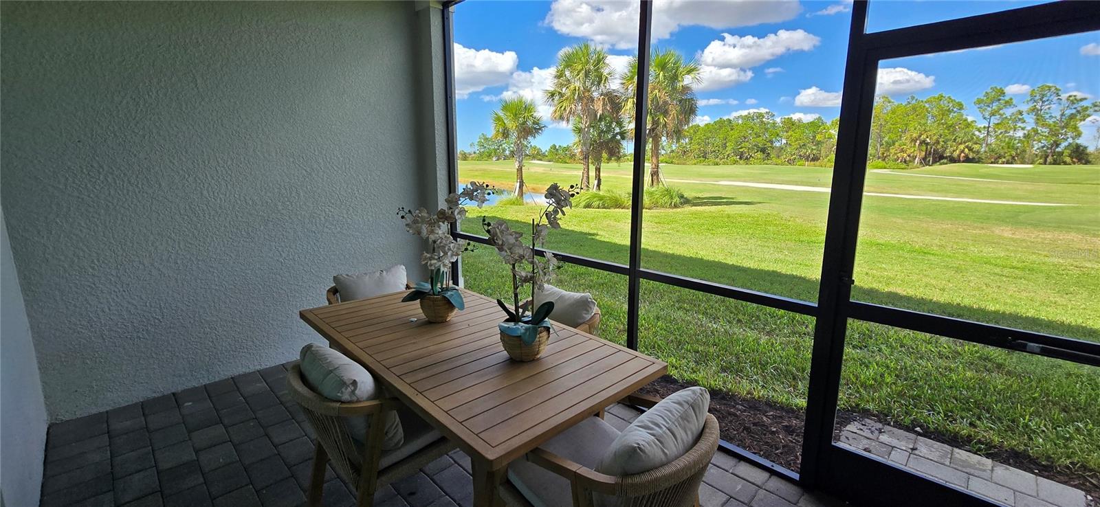 VERANDA I/WELLEN PARK PH I BLDG - Residential