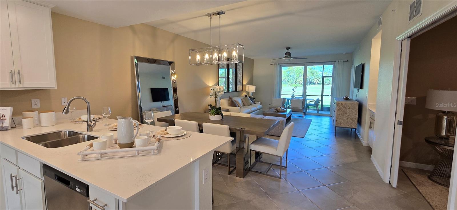 VERANDA I/WELLEN PARK PH I BLDG - Residential