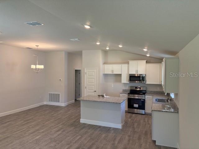 JULIETTE FALLS - Residential