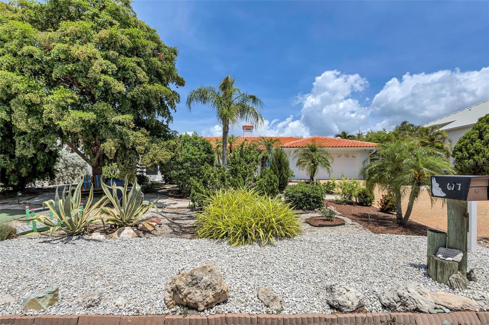 LONGBOAT KEY ESTATES - Residential