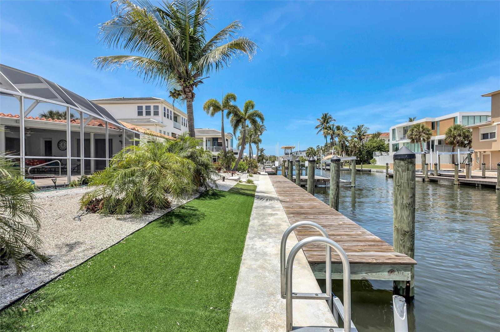 LONGBOAT KEY ESTATES - Residential