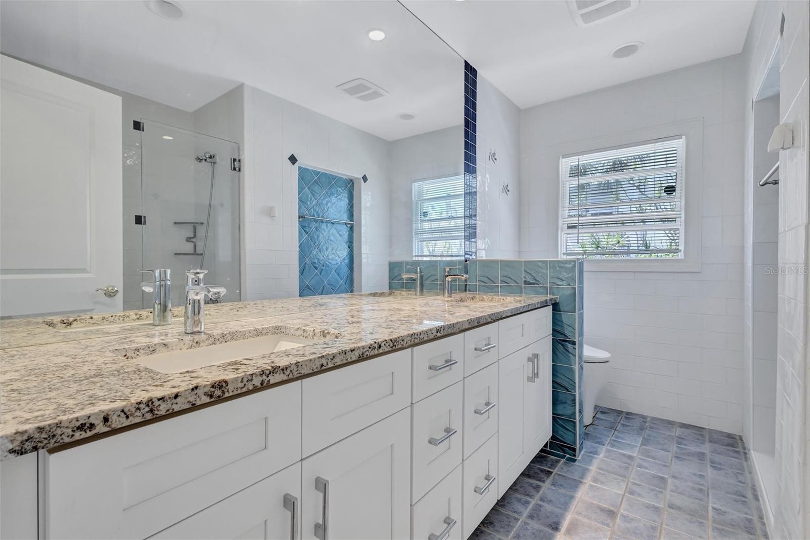 LONGBOAT KEY ESTATES - Residential