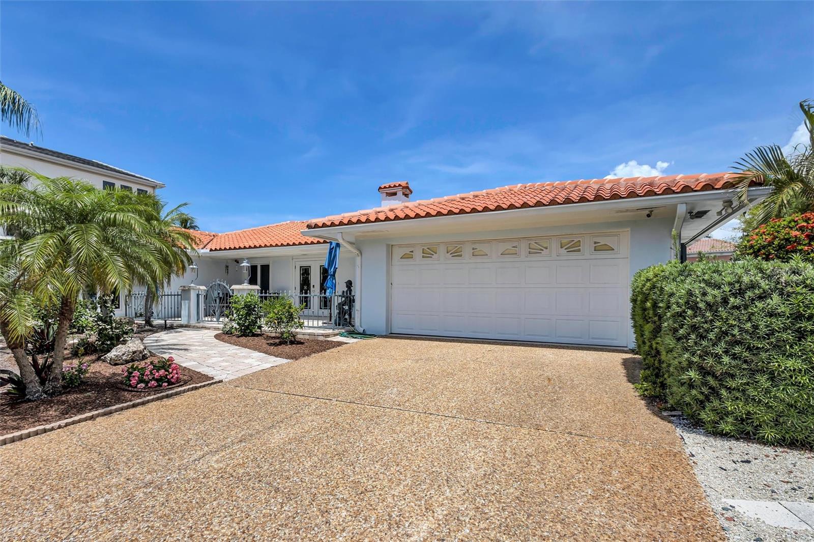 617 ROUNTREE DRIVE