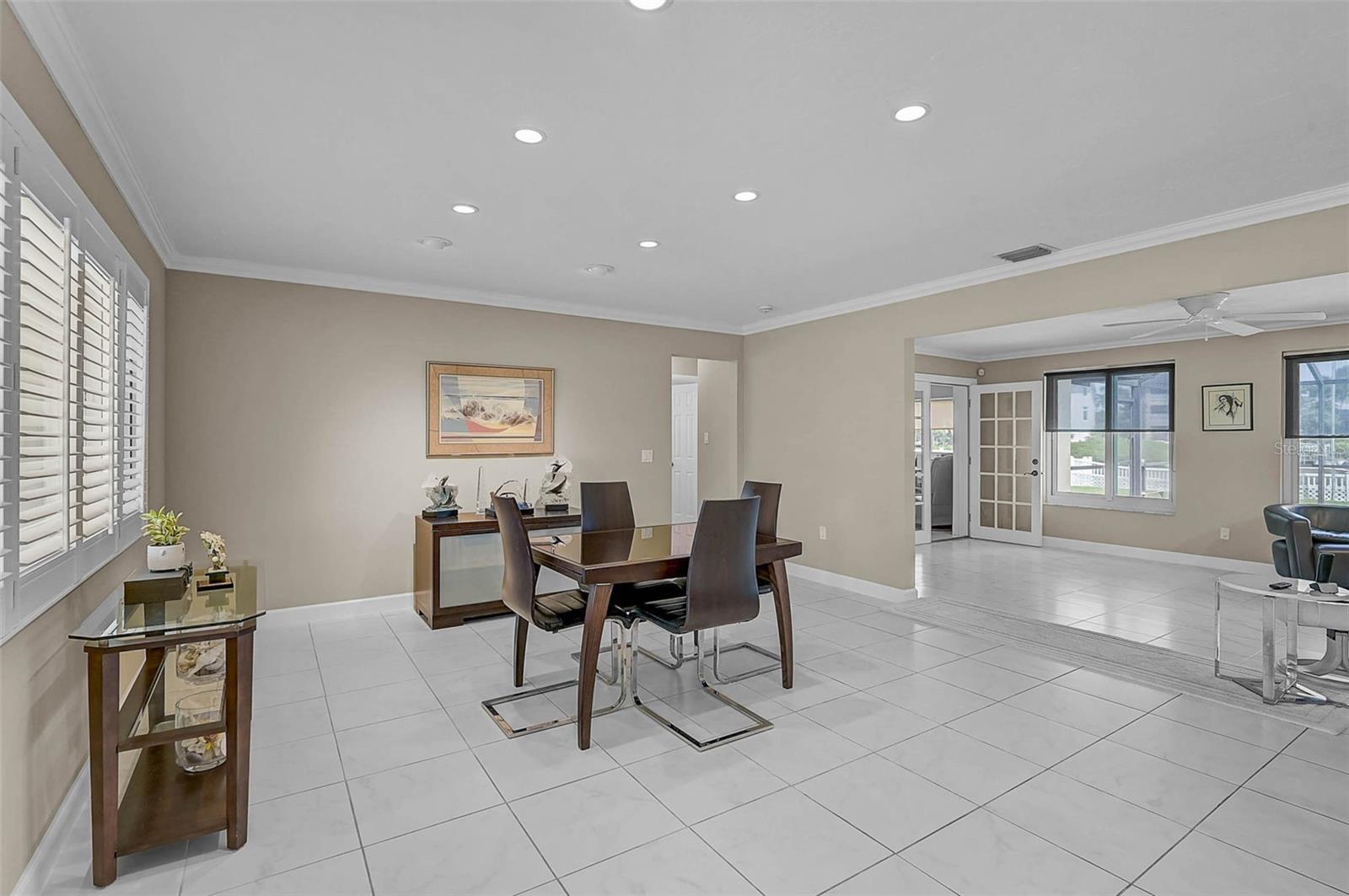 7118 WESTMORELAND DRIVE