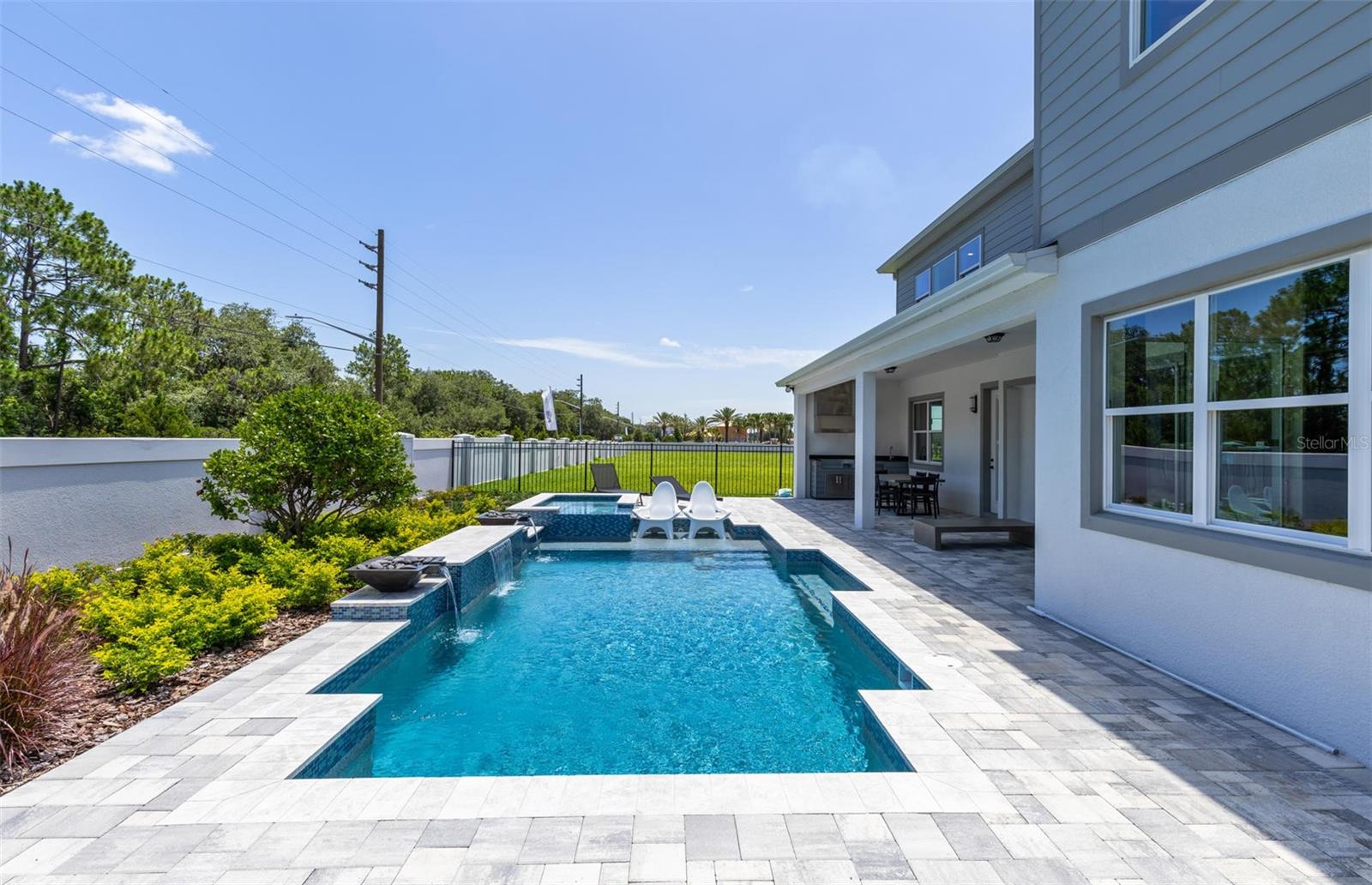 ESTATES AT NONA SOUND - Residential