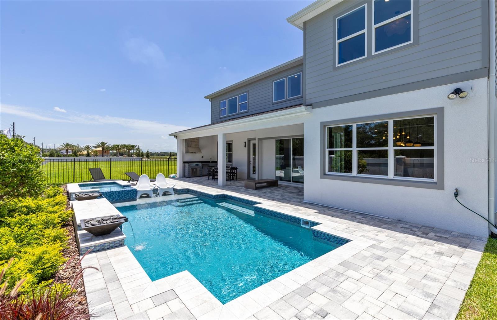 ESTATES AT NONA SOUND - Residential