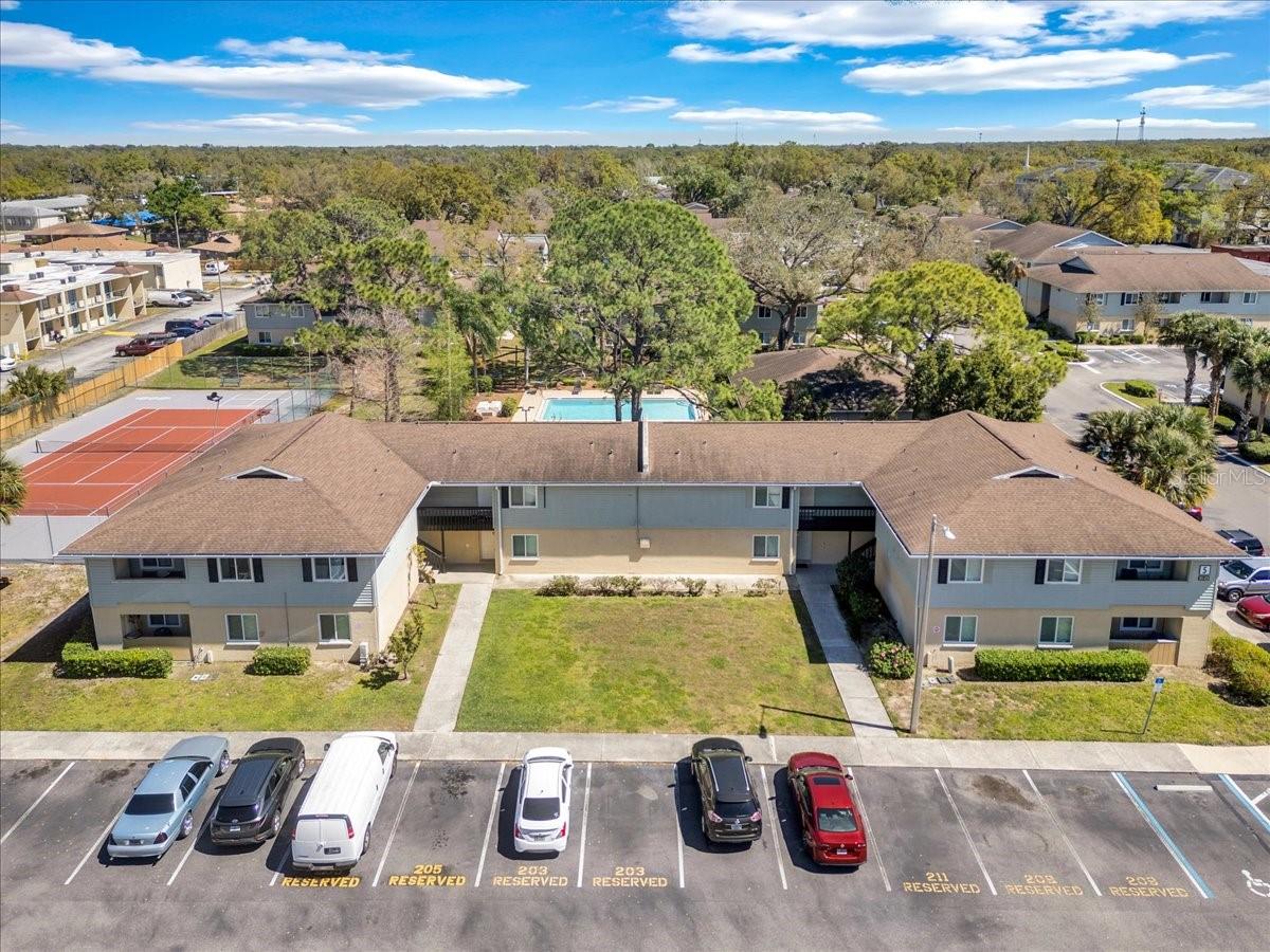 THE HAMPTONS AT BRANDON A CONDO - Residential