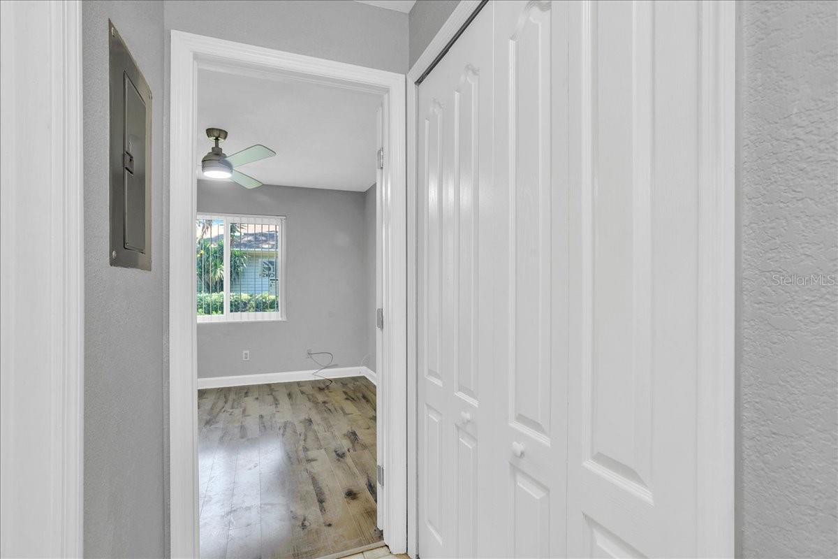 THE HAMPTONS AT BRANDON A CONDO - Residential