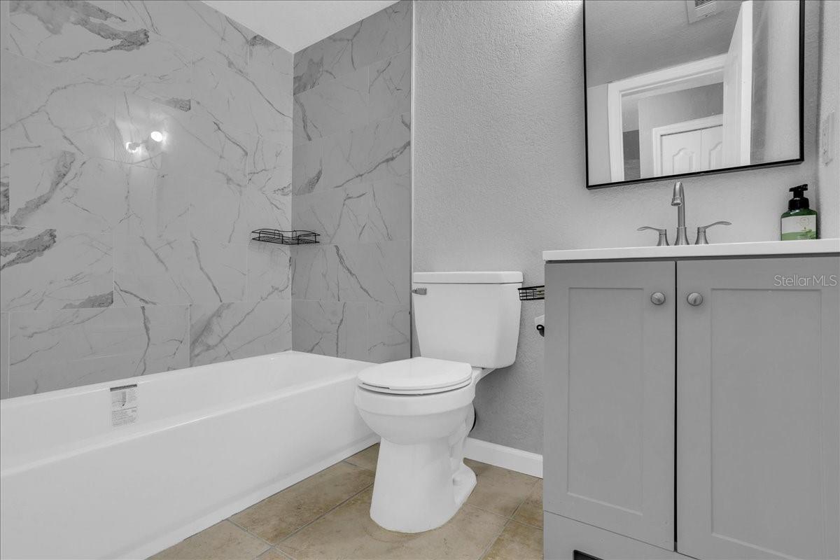 THE HAMPTONS AT BRANDON A CONDO - Residential