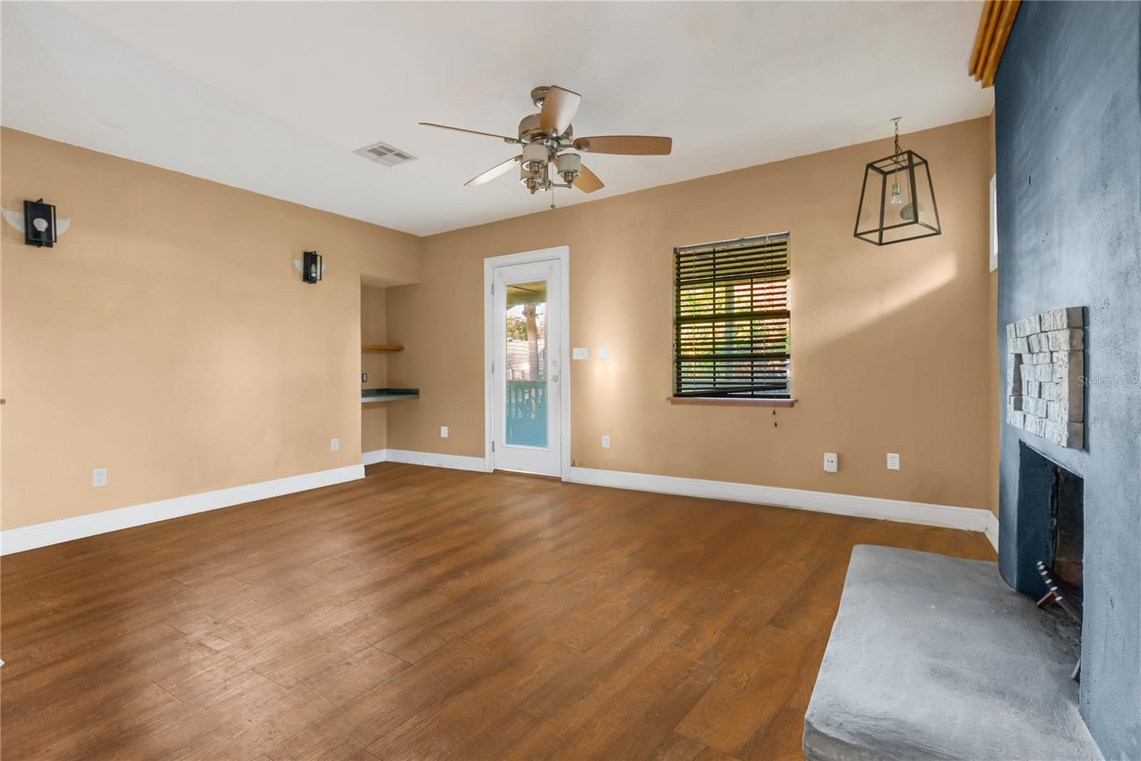 HILLCREST HEIGHTS 2ND ADD - Residential Income