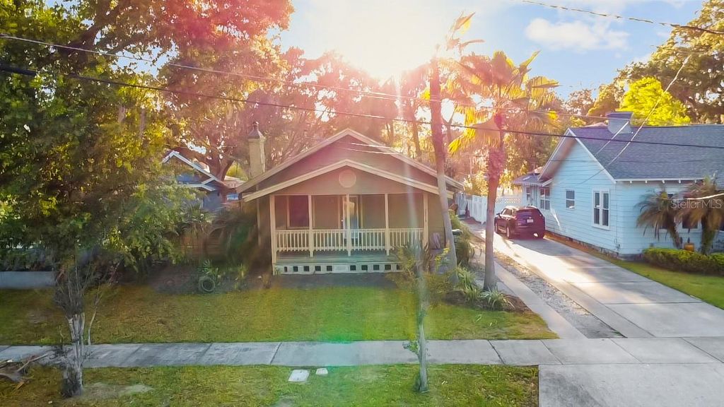Photo of 2214 Depauw Avenue, Orlando, FL 32804 (MLS # O6400846)
