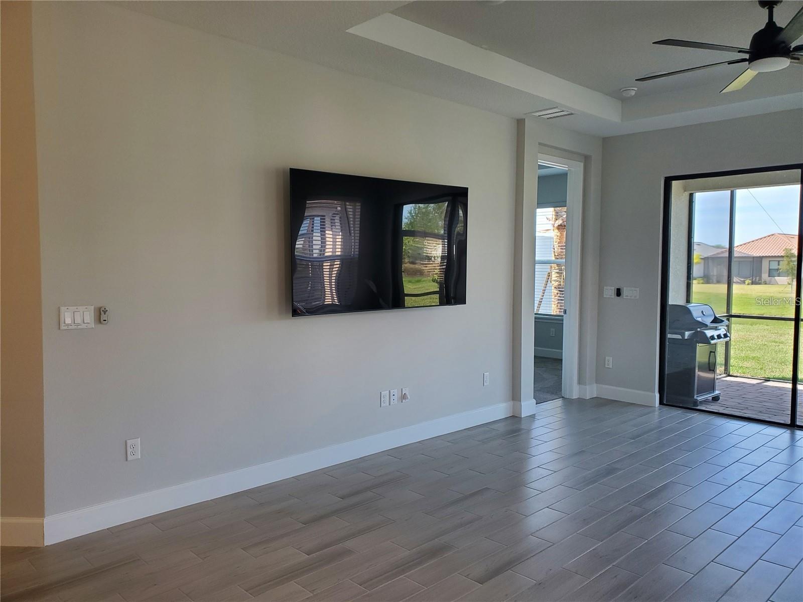 AZARIO ESPLANADE PH III SUBPH D - Residential Lease