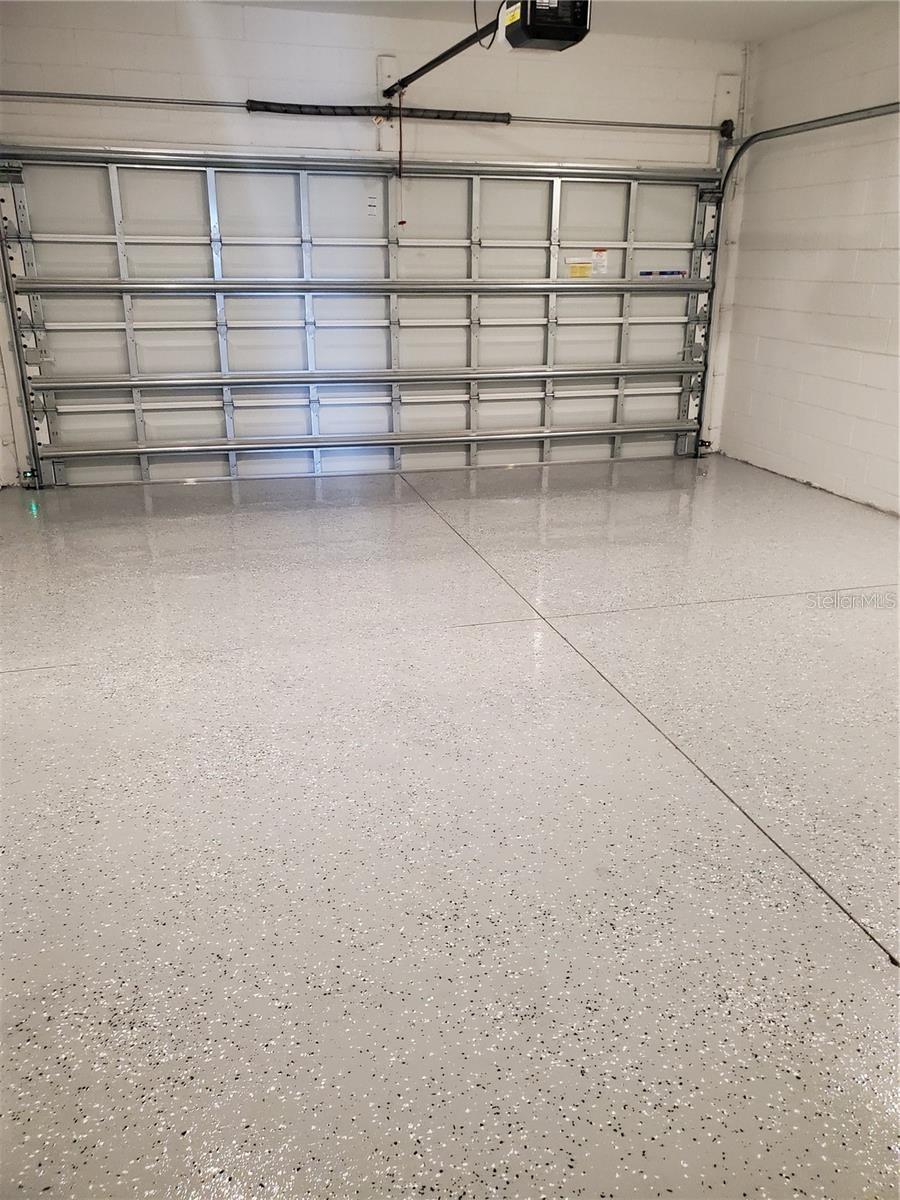 AZARIO ESPLANADE PH III SUBPH D - Residential Lease