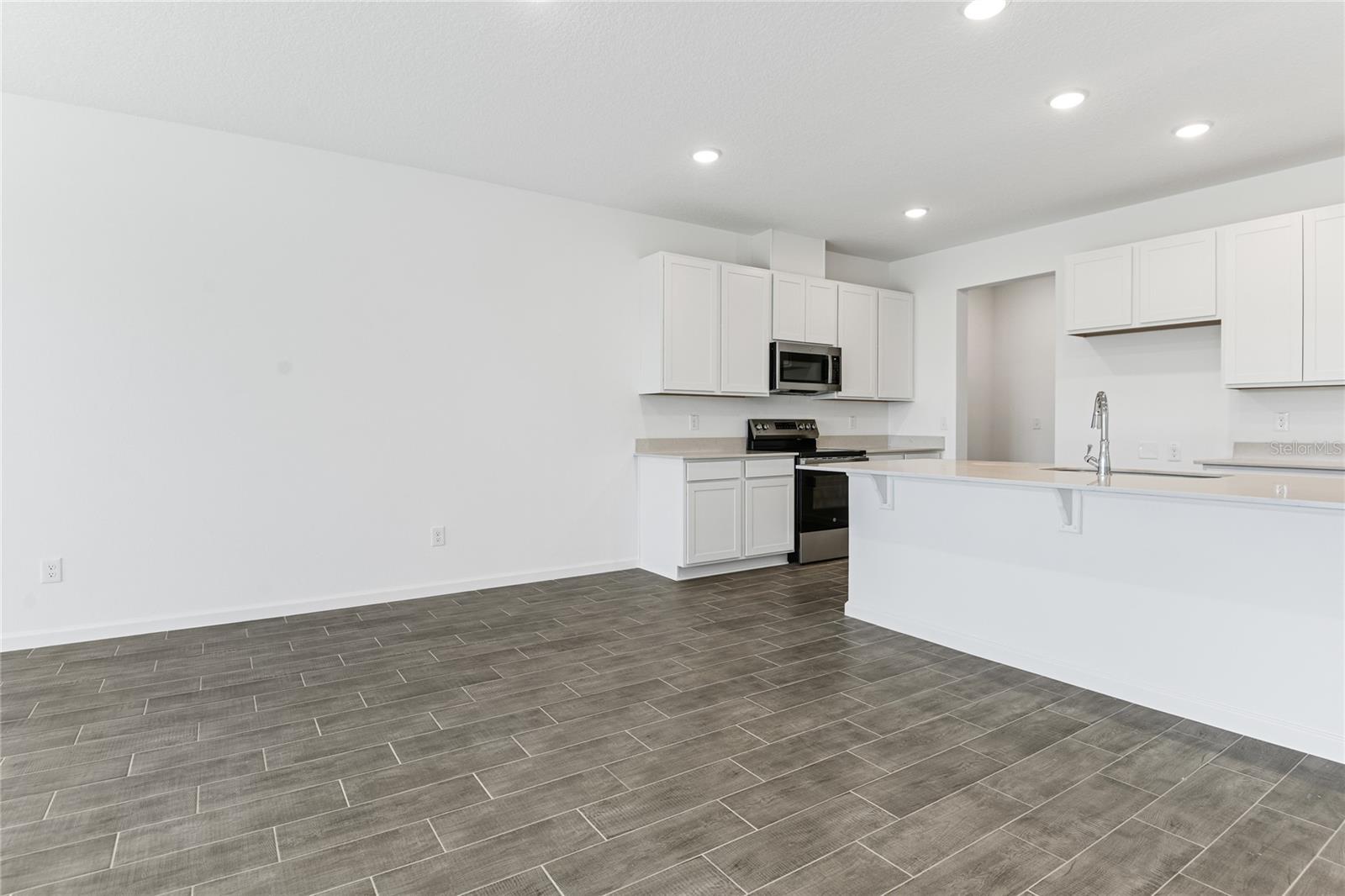 SEASONS AT GRANDVIEW GARDENS - Residential