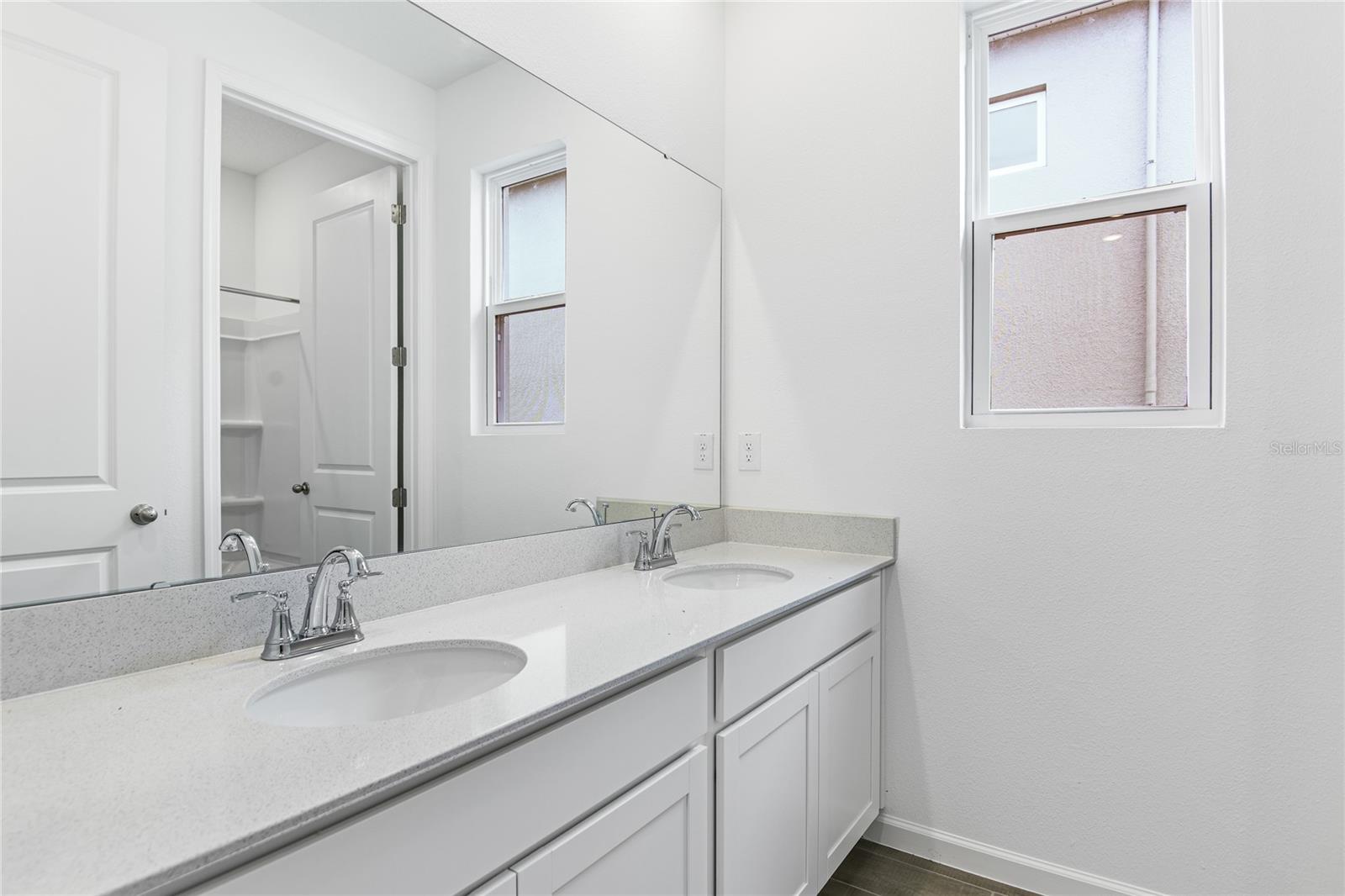 328 ALEXANDRITE STREET