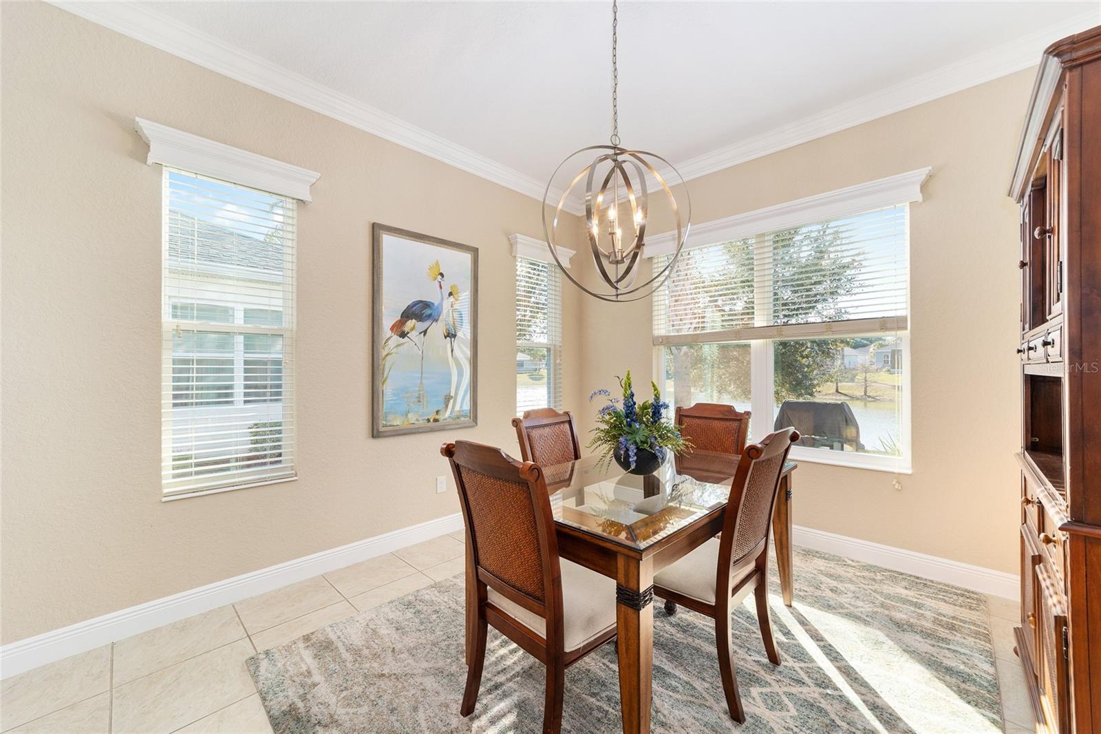 LAKESIDE LANDINGS - THE ENCLAVE - Residential