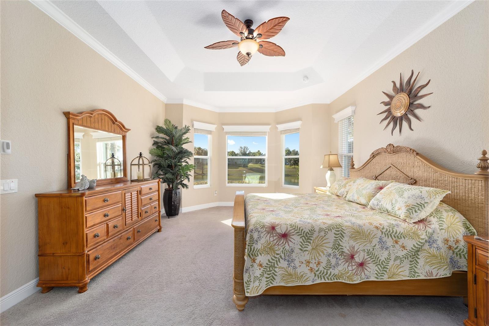 LAKESIDE LANDINGS - THE ENCLAVE - Residential