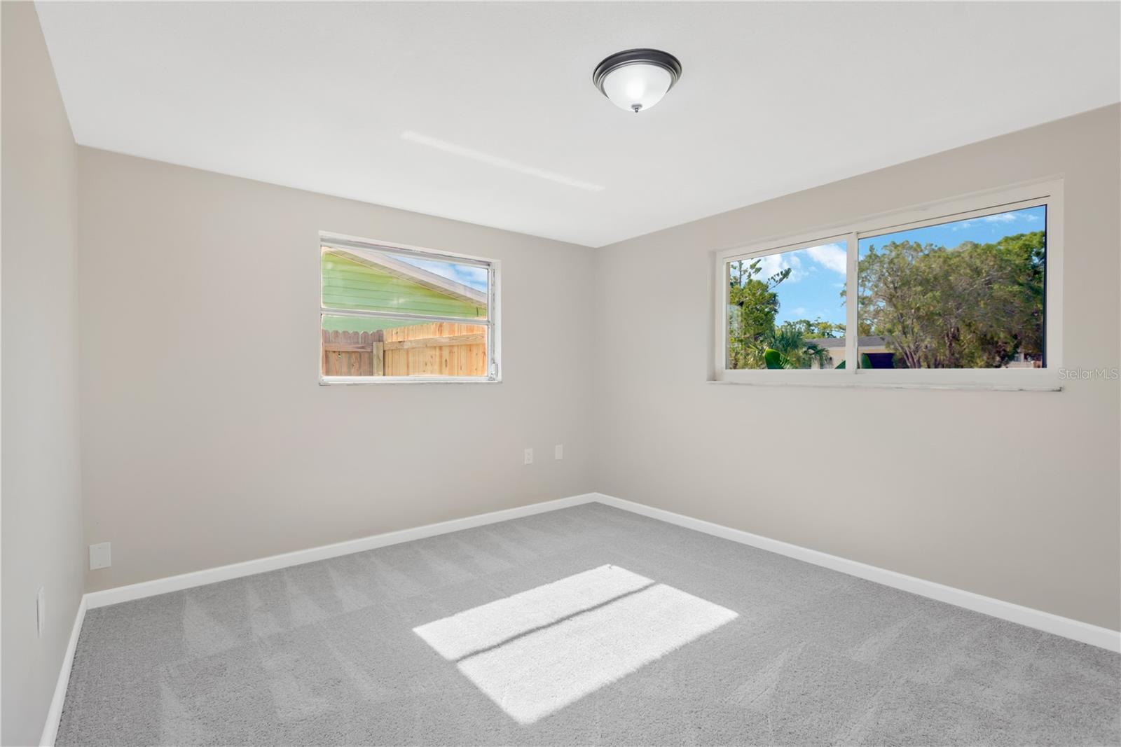HOLIDAY LAKE ESTATES - Residential