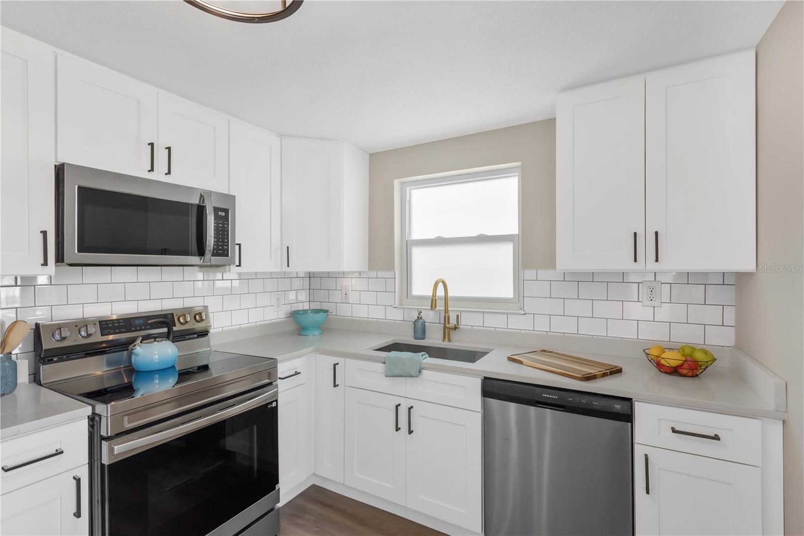 3111 COLDWELL DRIVE