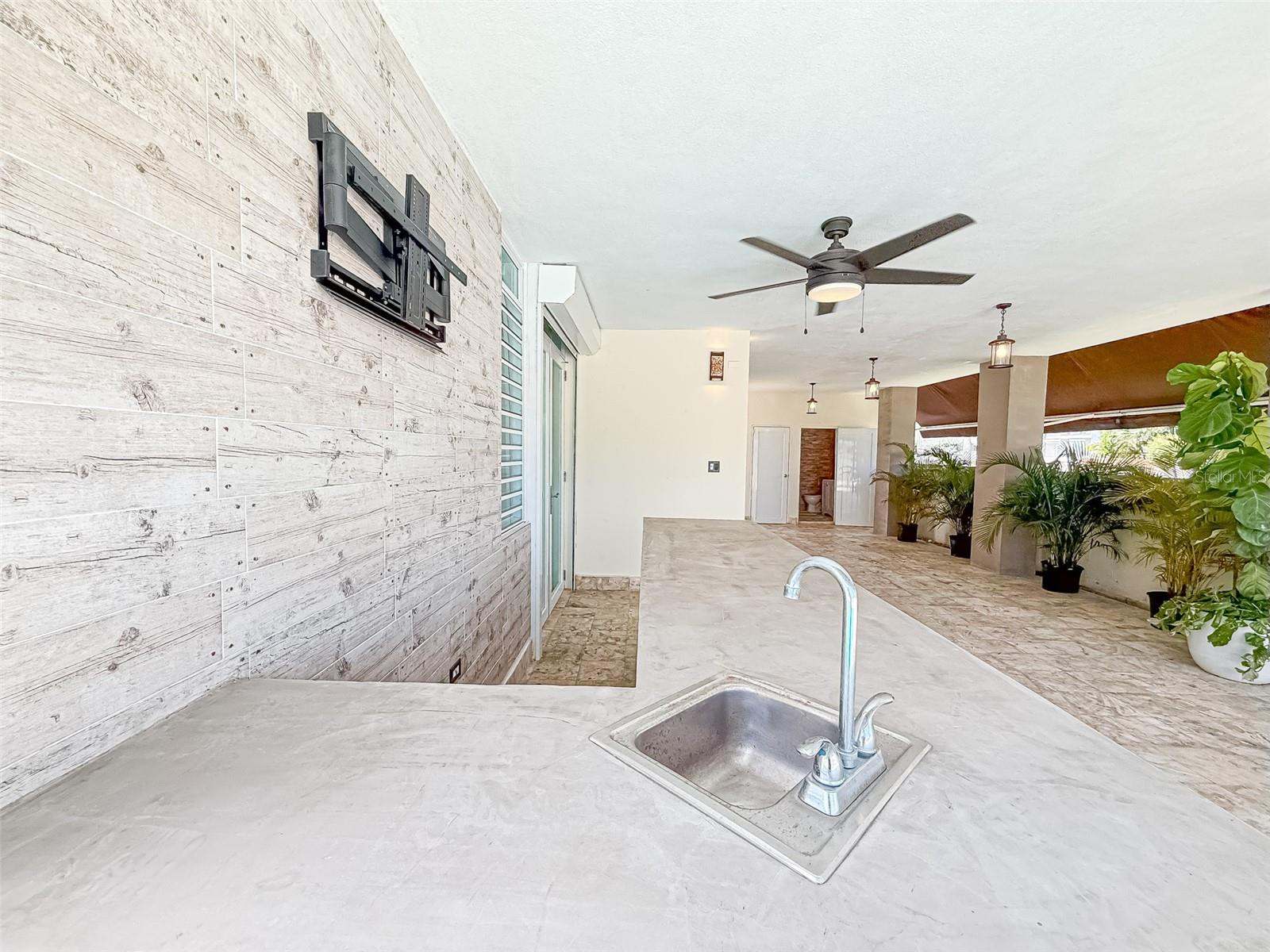 PASEO LOS CORALES 2 - Residential