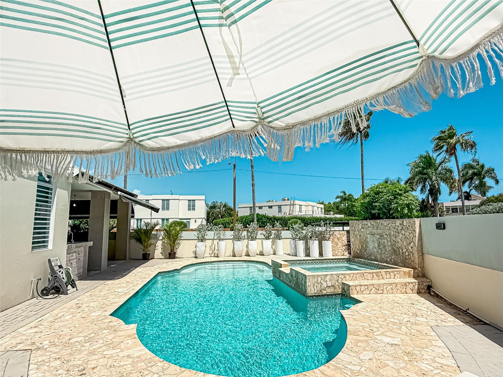 PASEO LOS CORALES 2 - Residential