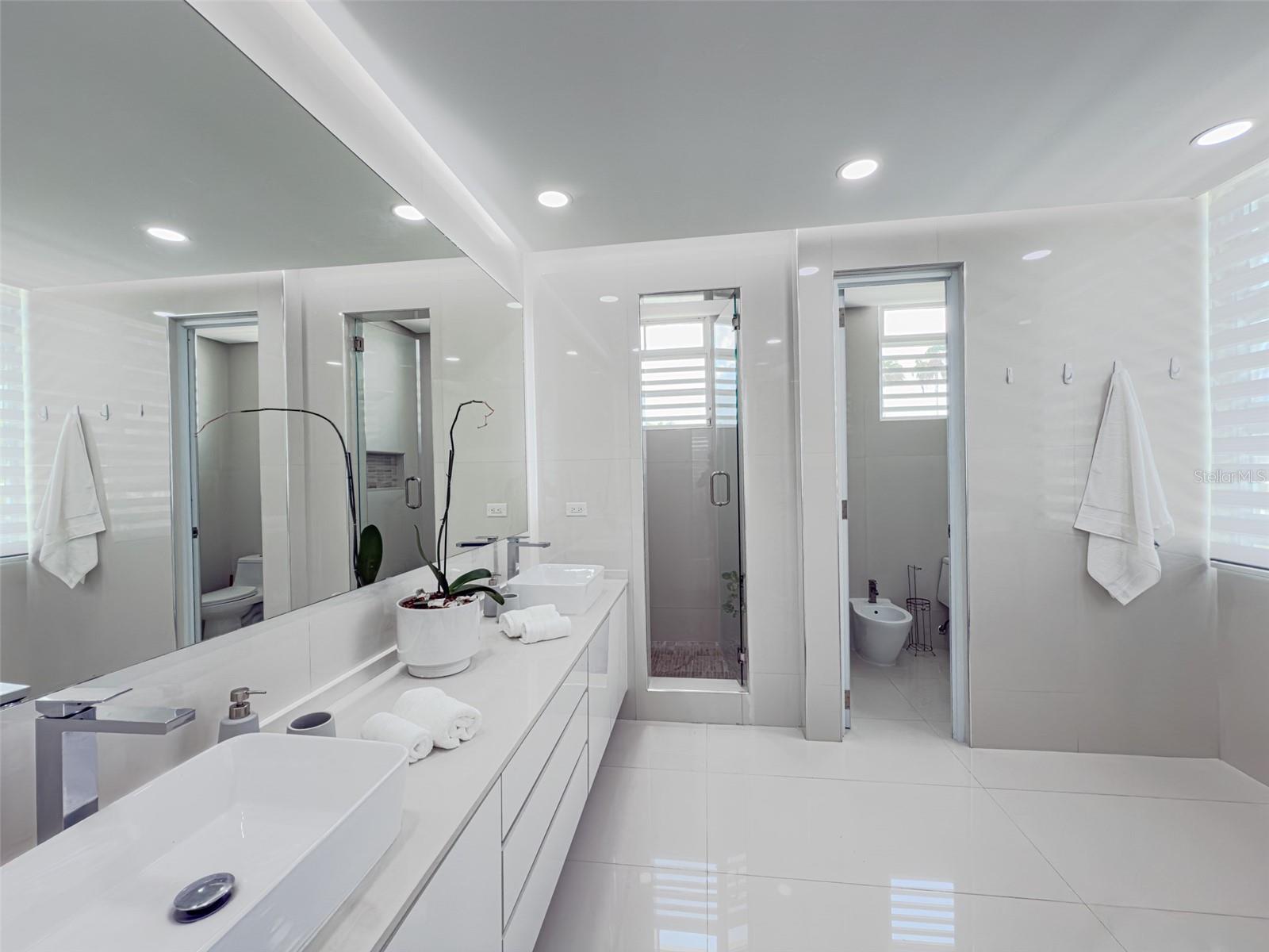 PASEO LOS CORALES 2 - Residential