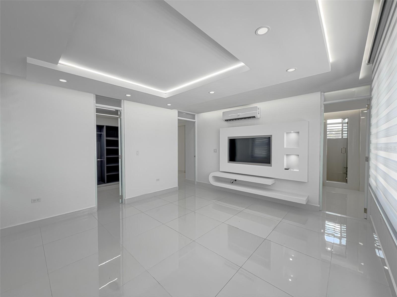 PASEO LOS CORALES 2 - Residential