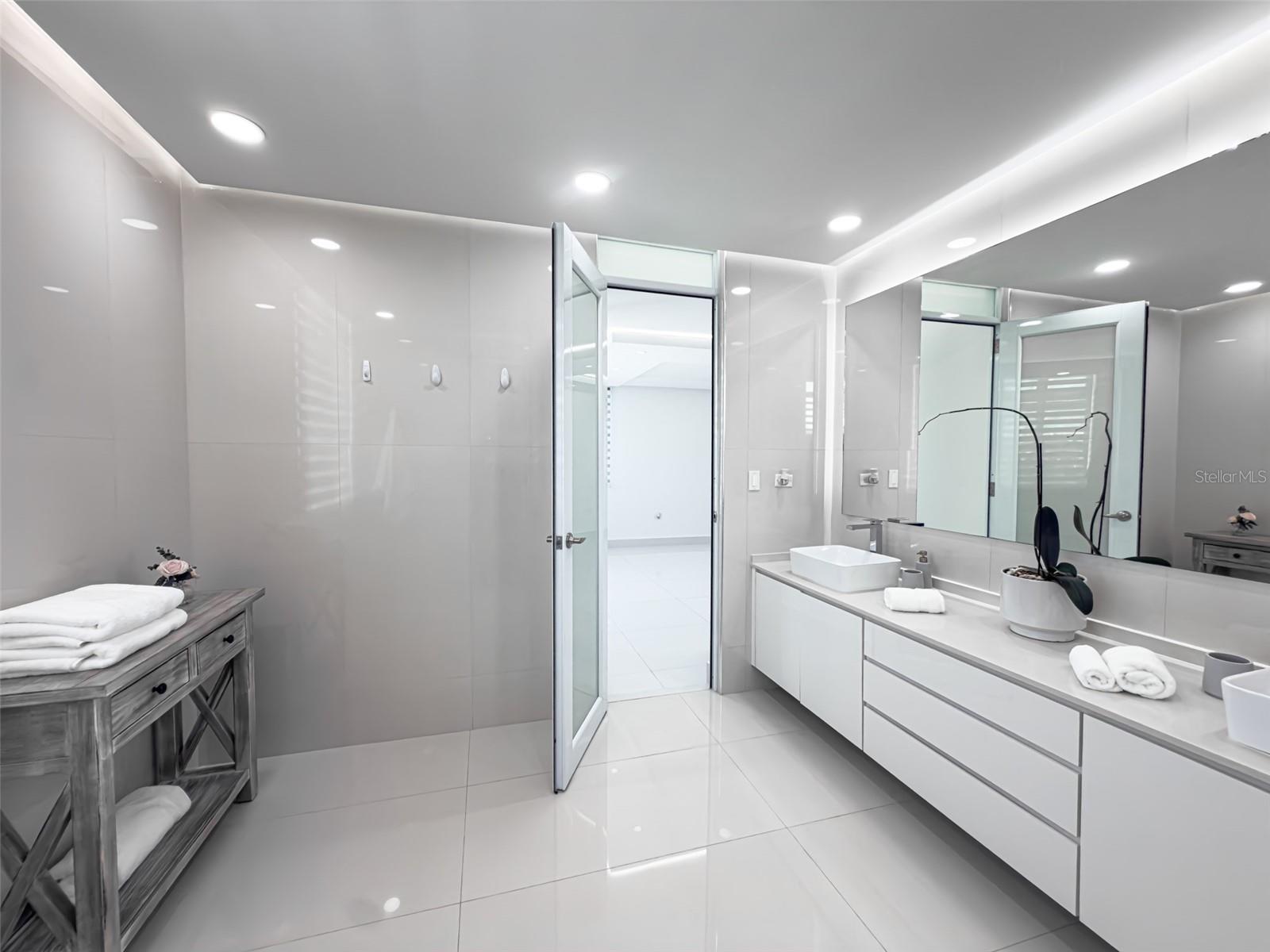 PASEO LOS CORALES 2 - Residential