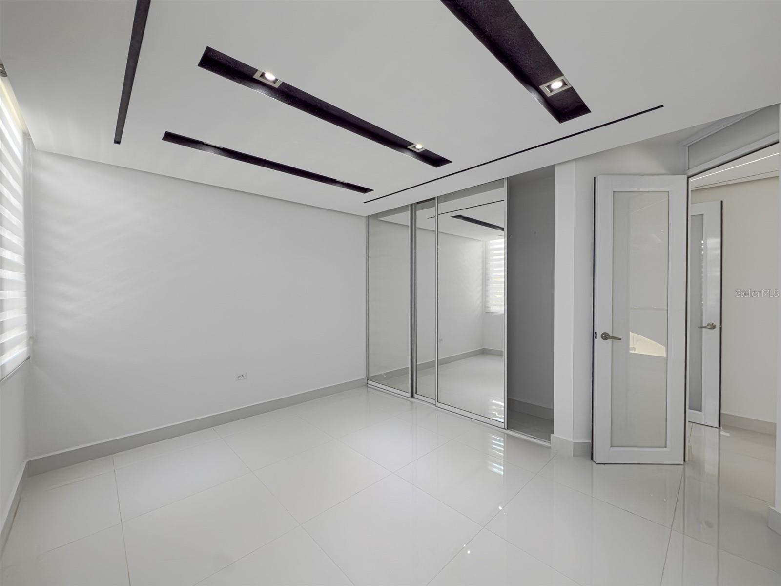 PASEO LOS CORALES 2 - Residential