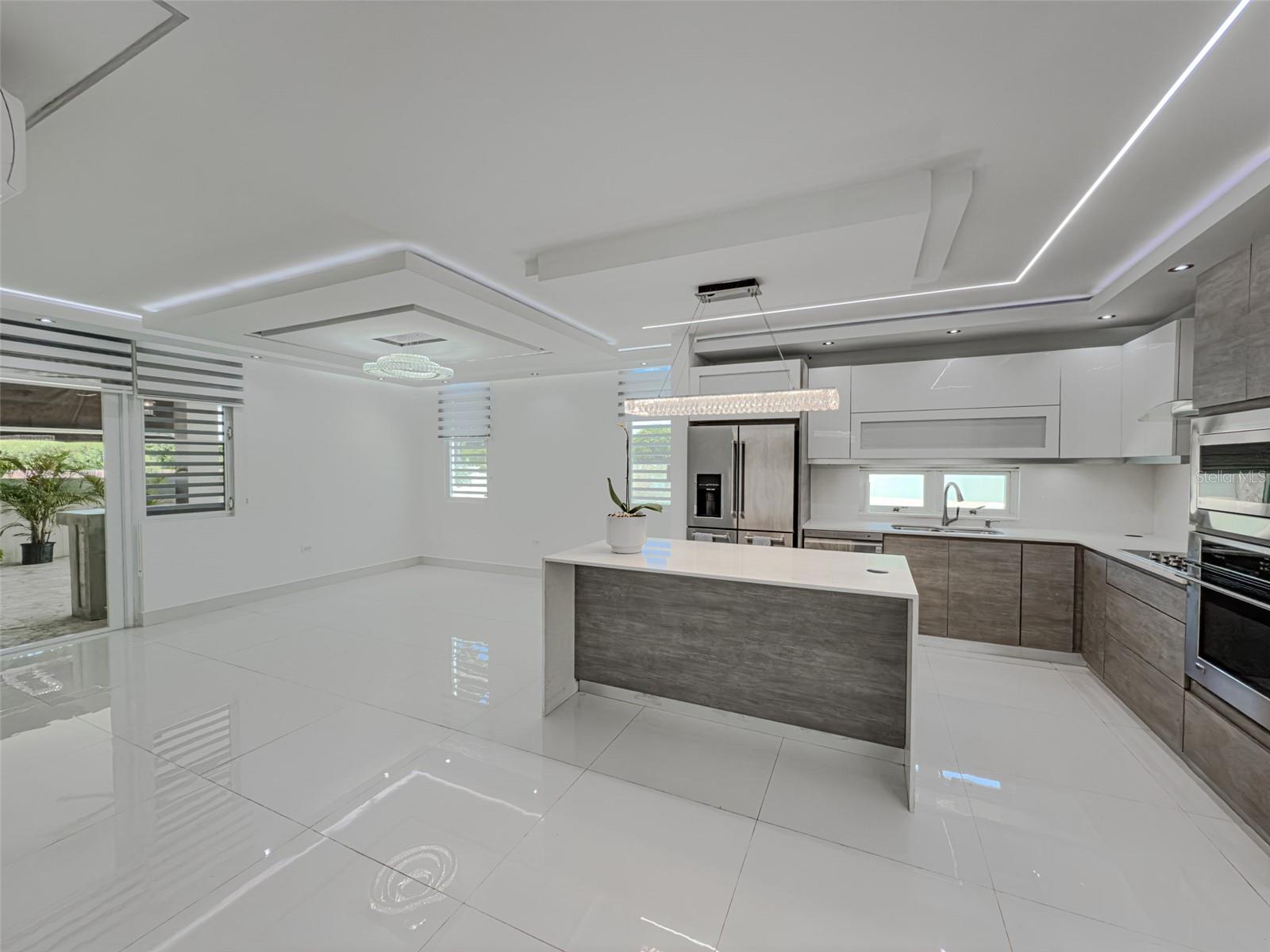 PASEO LOS CORALES 2 - Residential